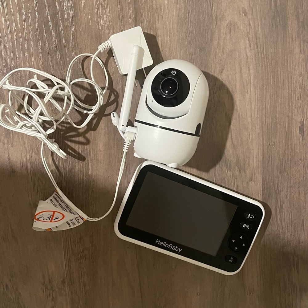 HelloBaby White Baby Monitor with Camera and Parent Screen